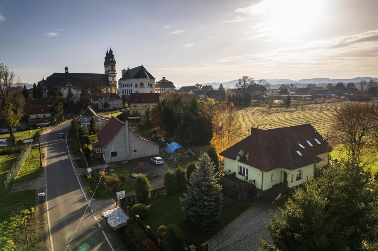 Apartament Na Szlaku Krzeszow  Zewnętrze zdjęcie